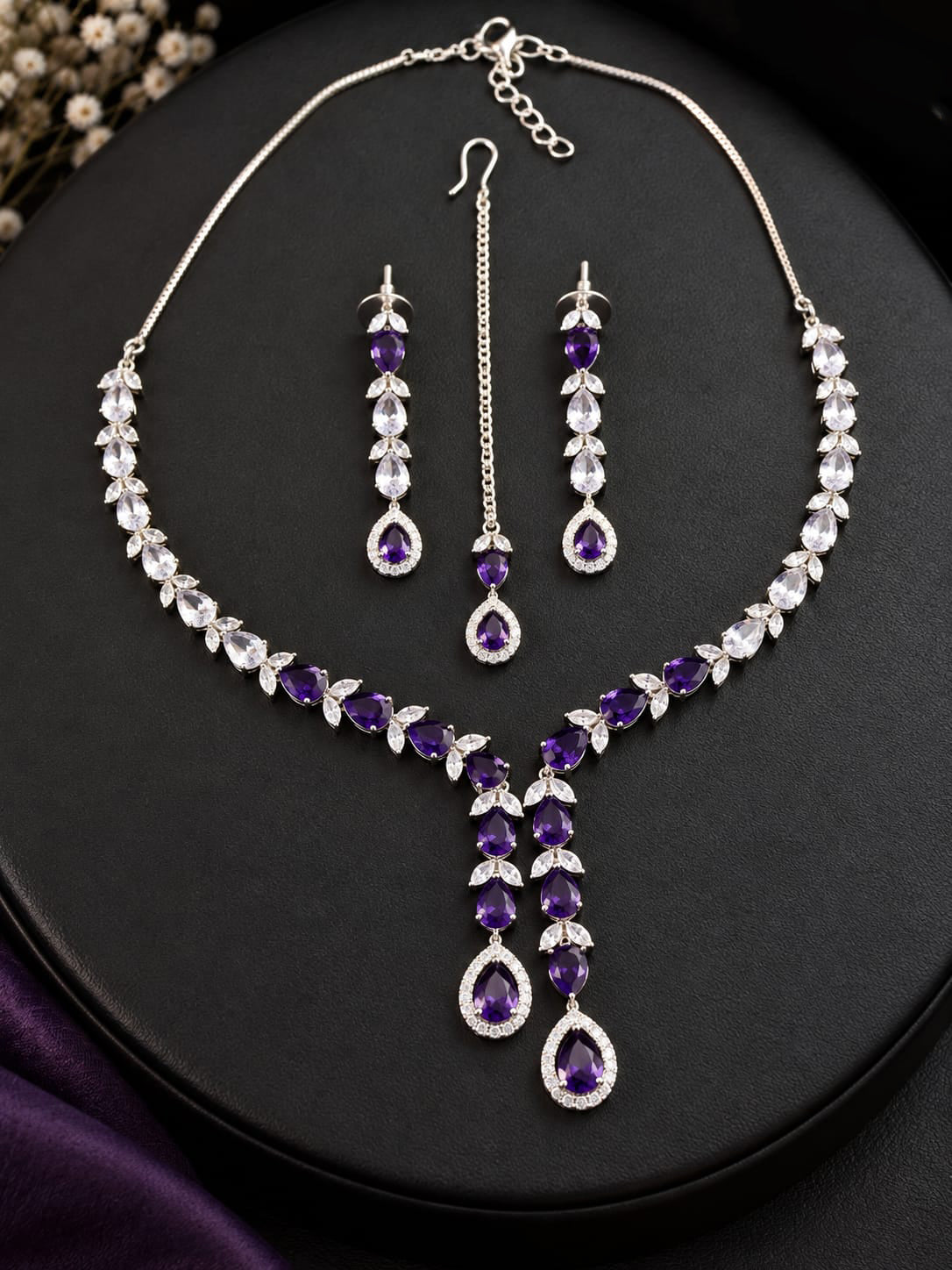 Multicolor Stone Bridal Jewellery Set – Necklace, Earrings & Maang Tikka